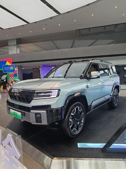 深圳福田区阳福贝企业管理咨询比亚迪方程豹硬派越野的爆款，英菲尼迪35周年与你共成长
